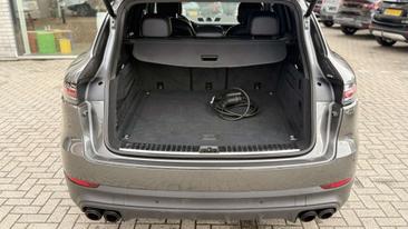 Porsche Cayenne III E-Hybrid — photo 39