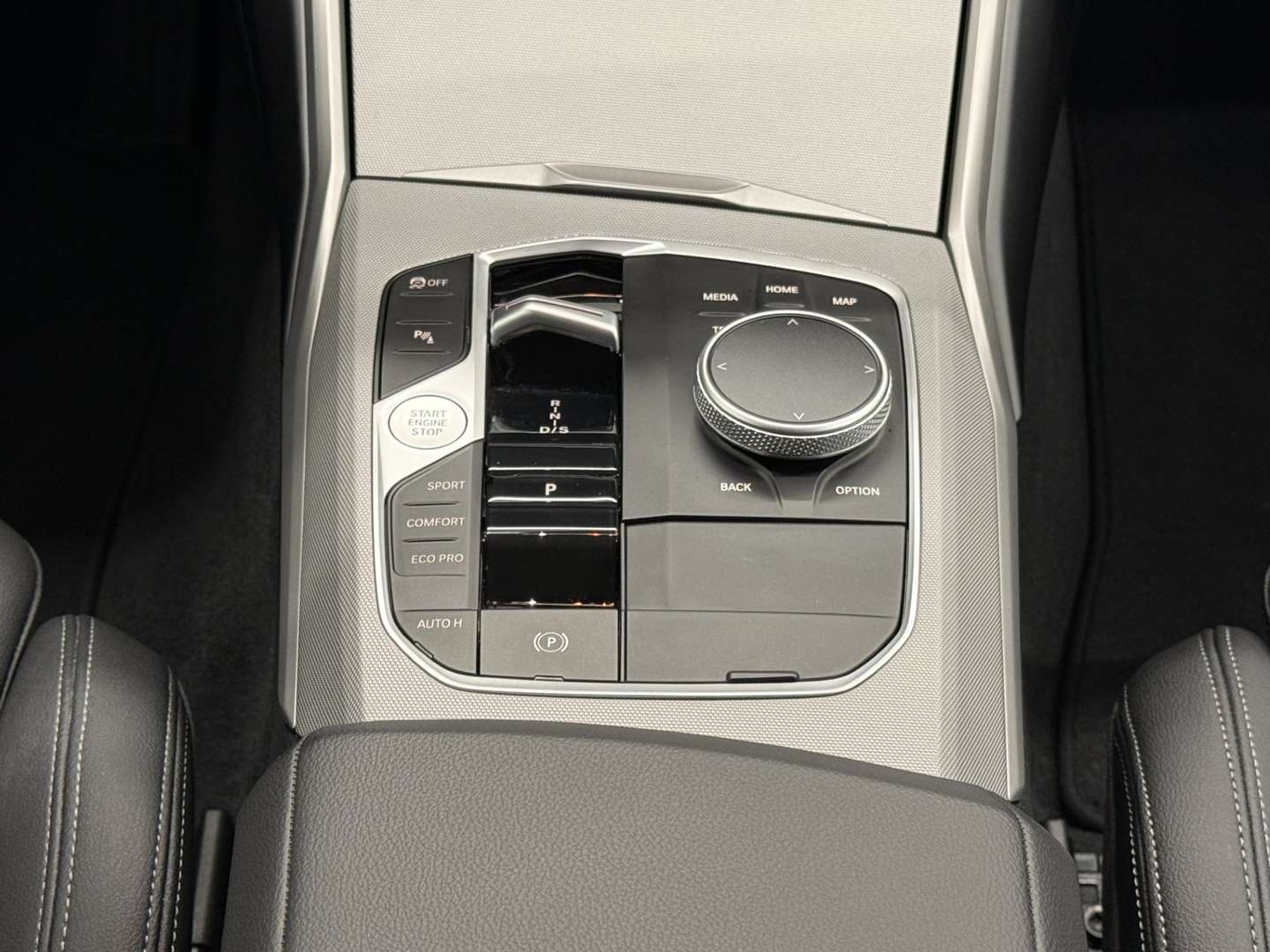 BMW 318 318d - 2024 - Joinsteer - #11