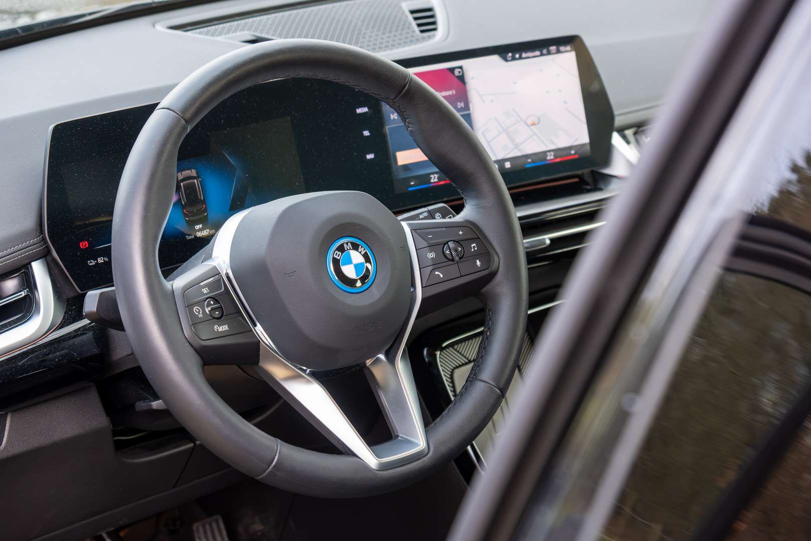 BMW IX1 XLine EDrive20 - 2025 - Joinsteer - #9