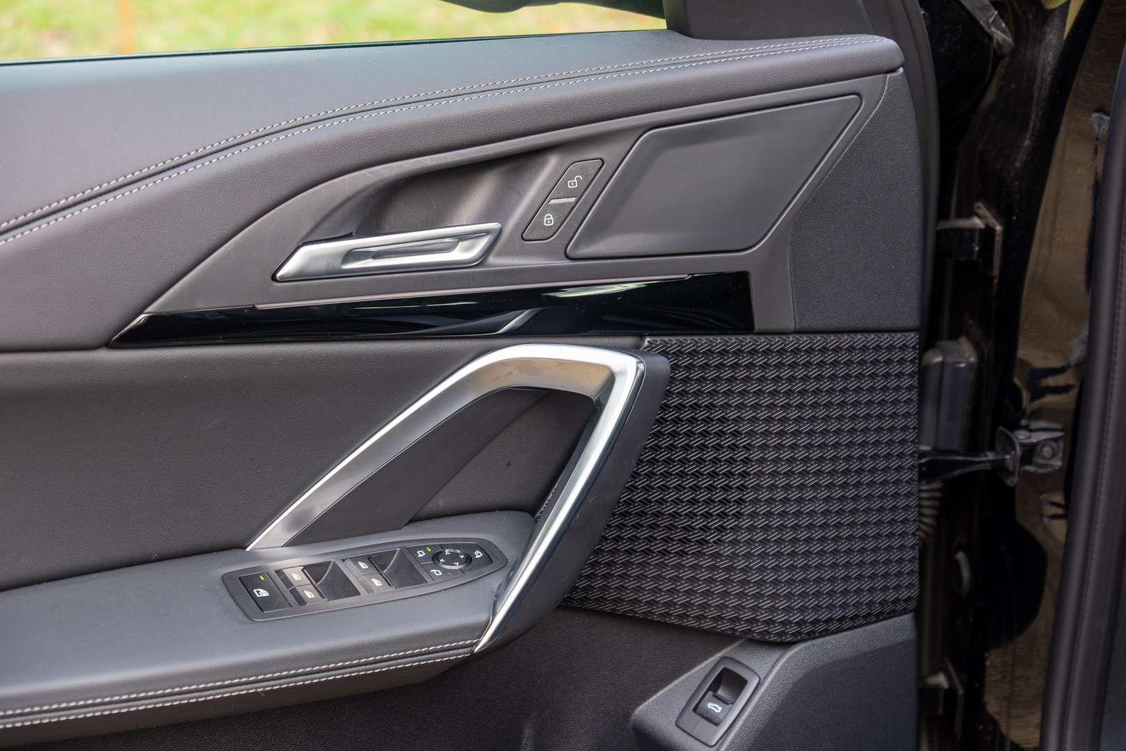 BMW IX1 XLine EDrive20 - 2025 - Joinsteer - #15