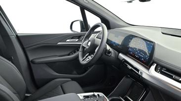 BMW 218 218d — photo 24