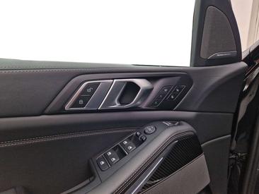 BMW X5 XDrive40d — photo 13