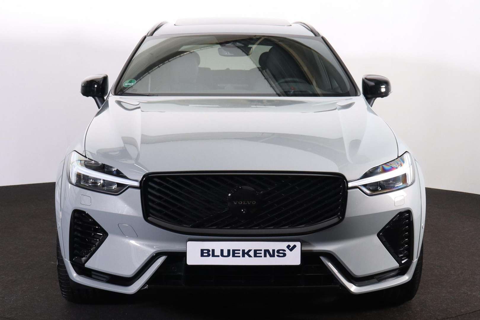 Volvo XC60 T8 Recharge Ultra Black Edition - 2025 - Joinsteer - #1