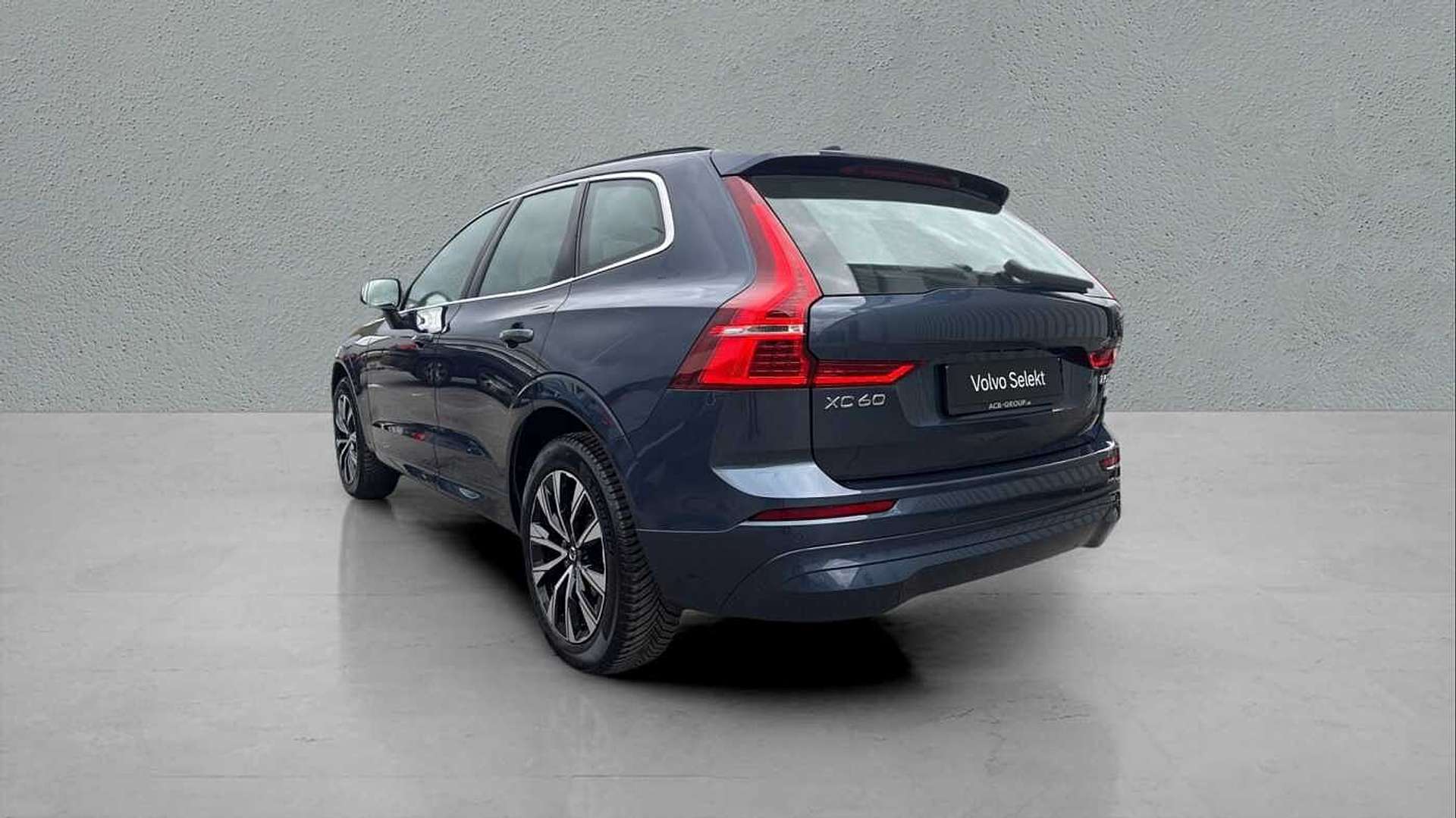 Volvo XC60 B5 Core - 2025 - Joinsteer - #2