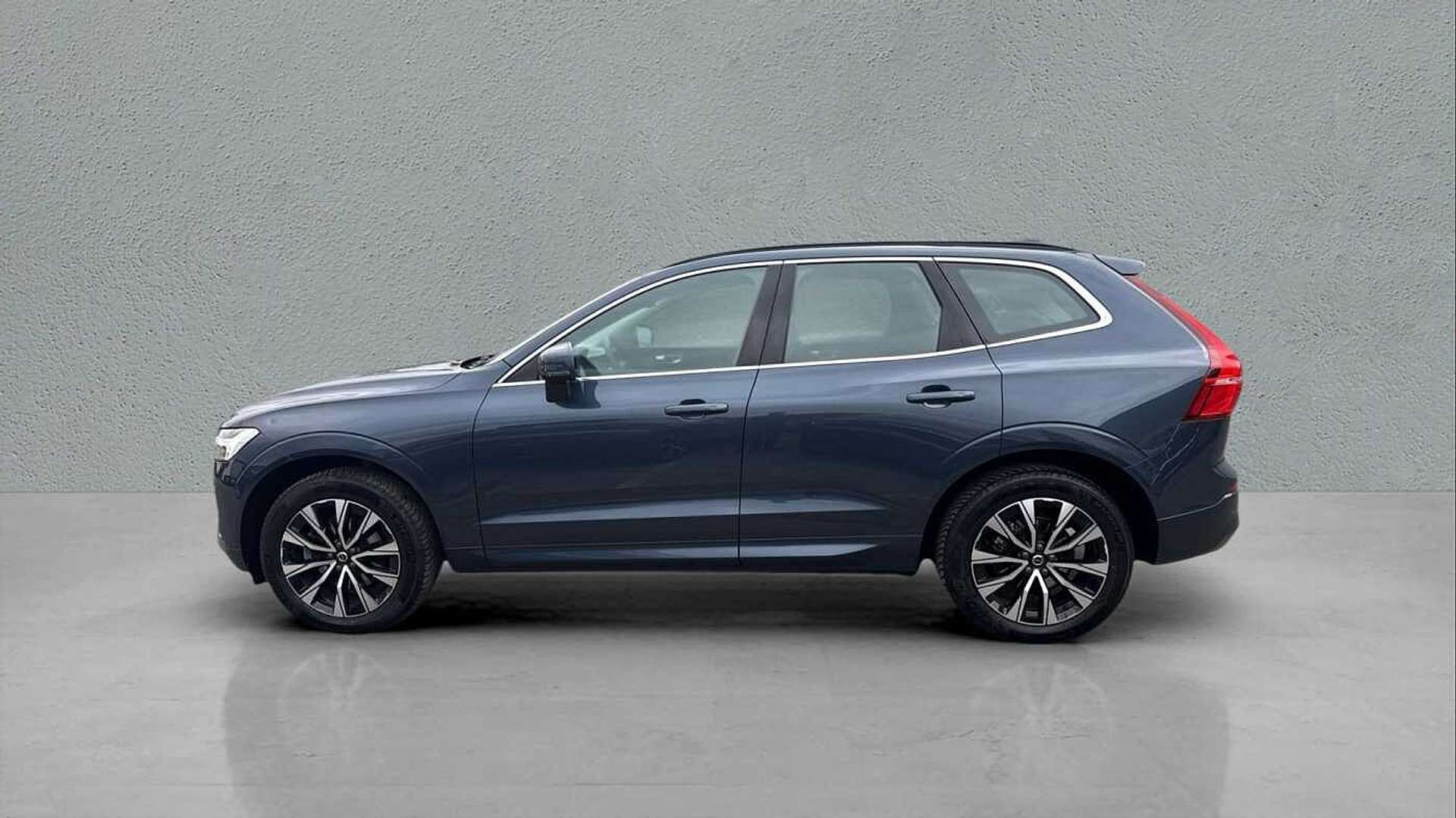 Volvo XC60 B5 Core - 2025 - Joinsteer - #3