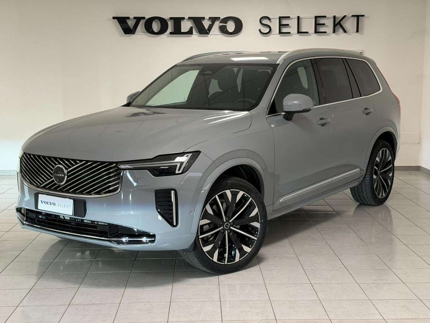 Volvo XC90 B5 Plus - 2025 - Joinsteer - #1