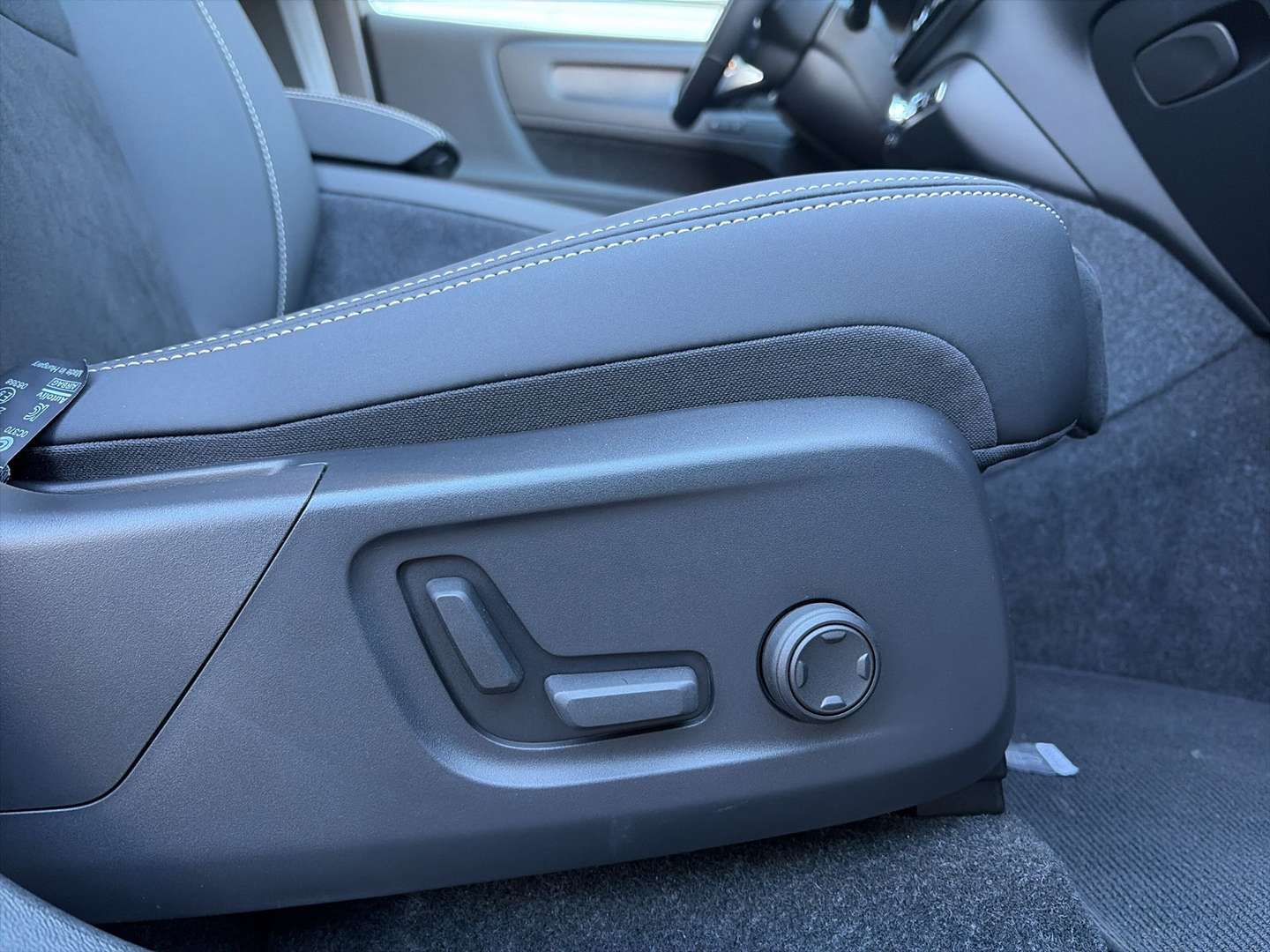 Volvo C40 Twin Motor Ultimate - 2024 - Joinsteer - #21