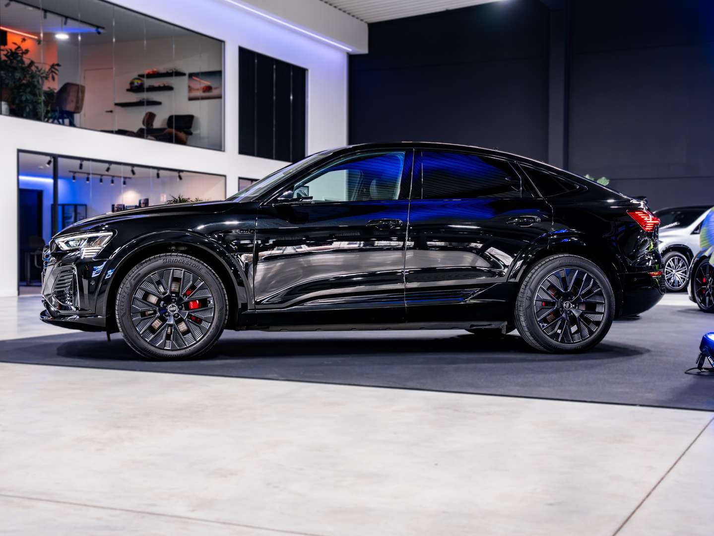 Audi Q8 E-tron Sportback 55 TFSI E Competition - 2023 - Joinsteer - #2