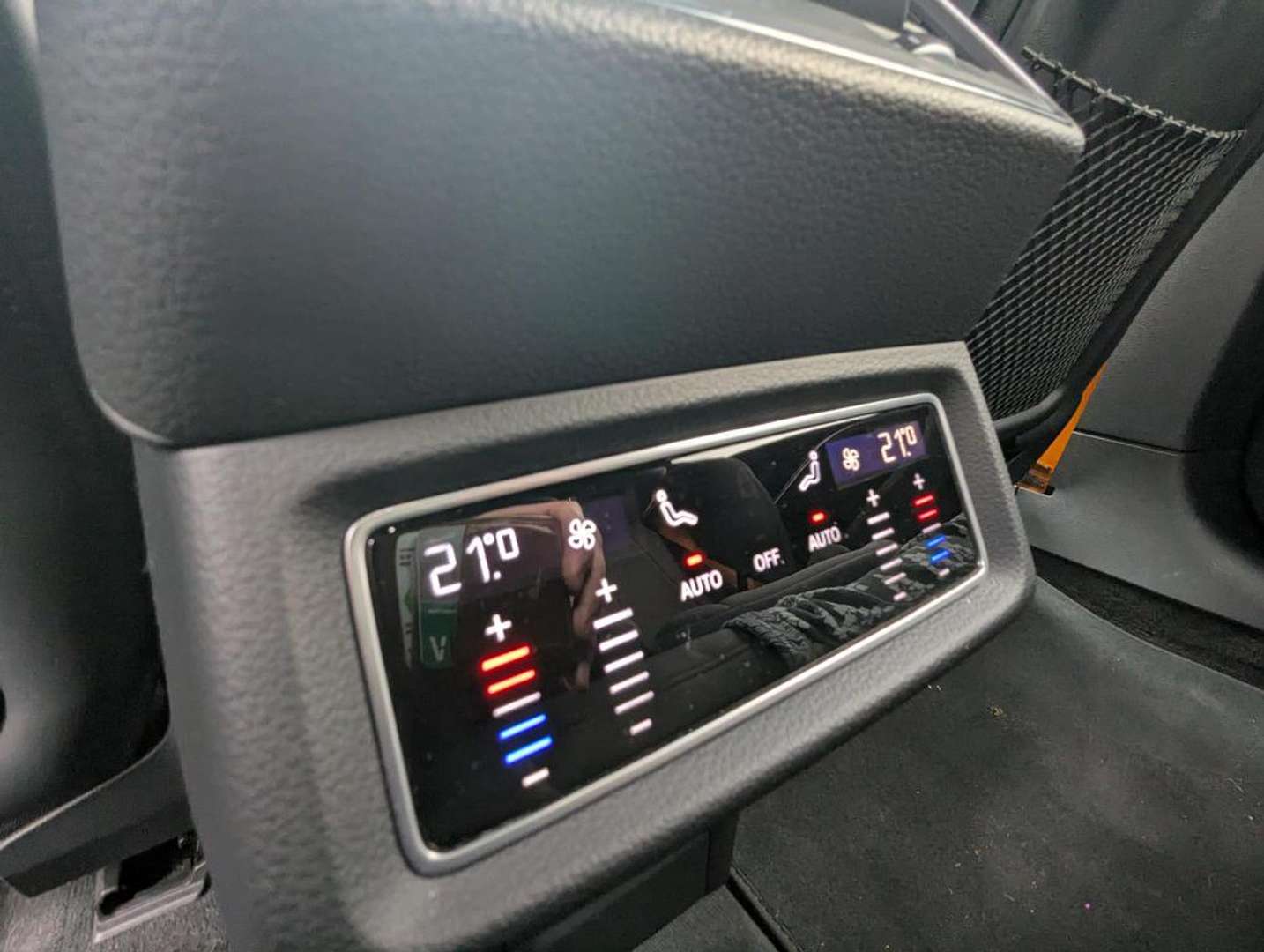 Audi Q8 E-tron Sportback Black Edition - 2022 - Joinsteer - #15