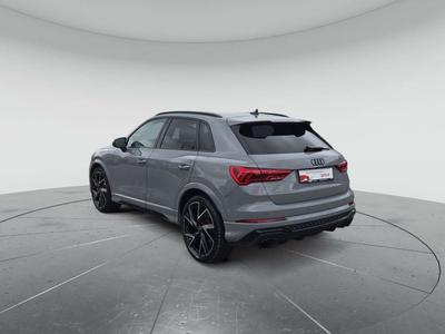 Audi RSQ3