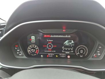 Audi RSQ3 — photo 8