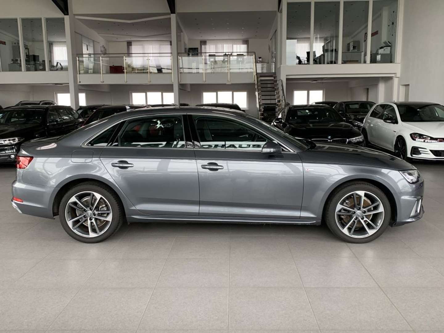 Audi A4 S Line MMI Plus 35 TFSI - 2019 - Joinsteer - #1