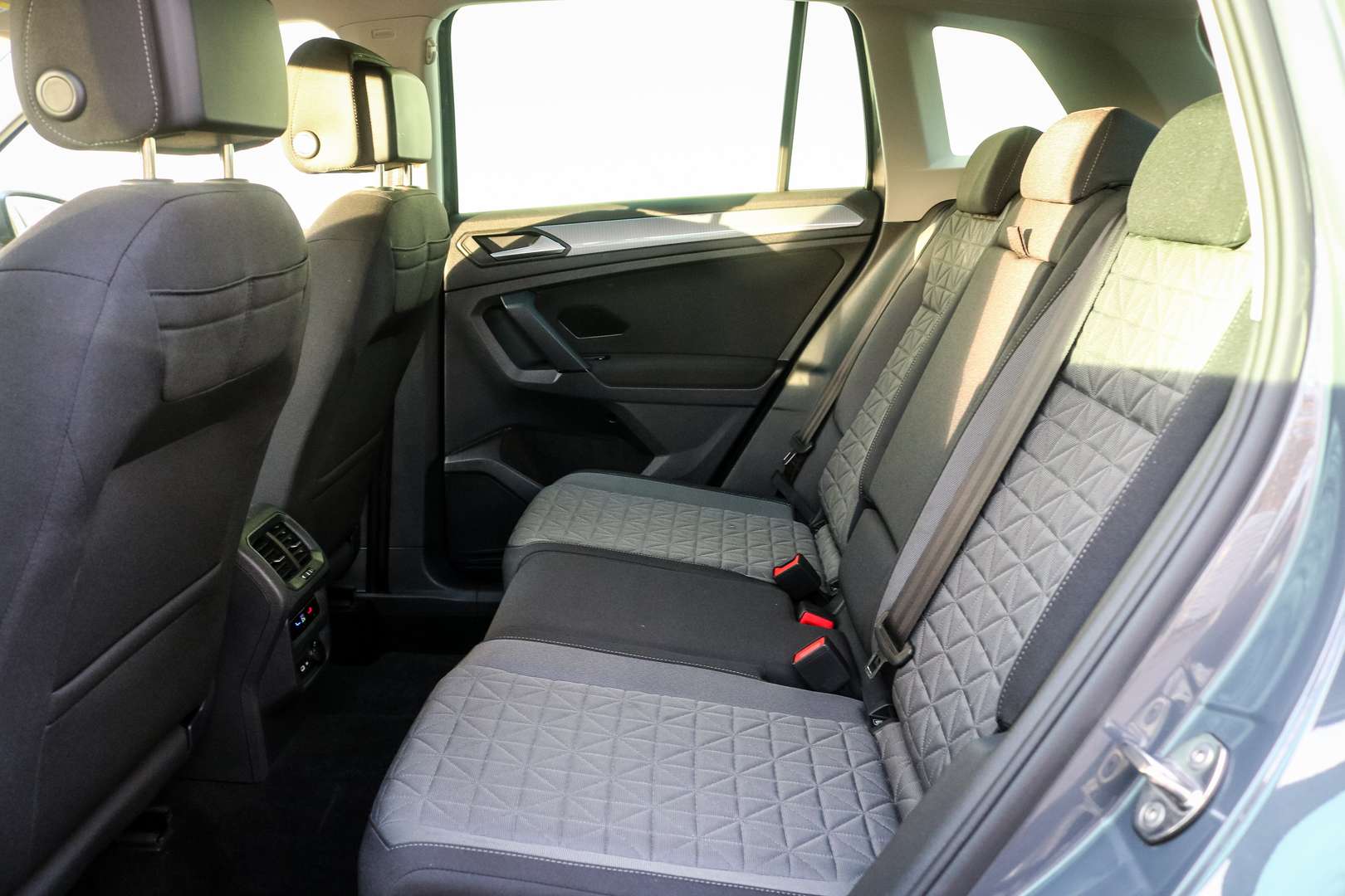 Volkswagen TIGUAN E-Hybrid 4Motion - 2024 - Joinsteer - #6