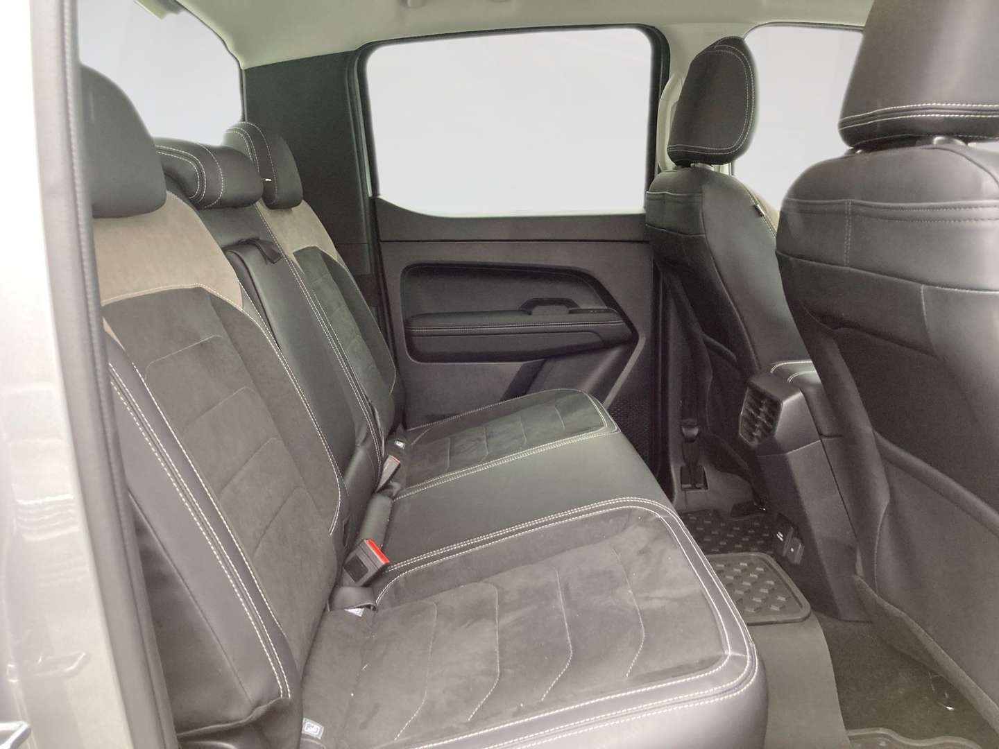 Volkswagen Amarok DoubleCab TDI Style - 2025 - Joinsteer - #9