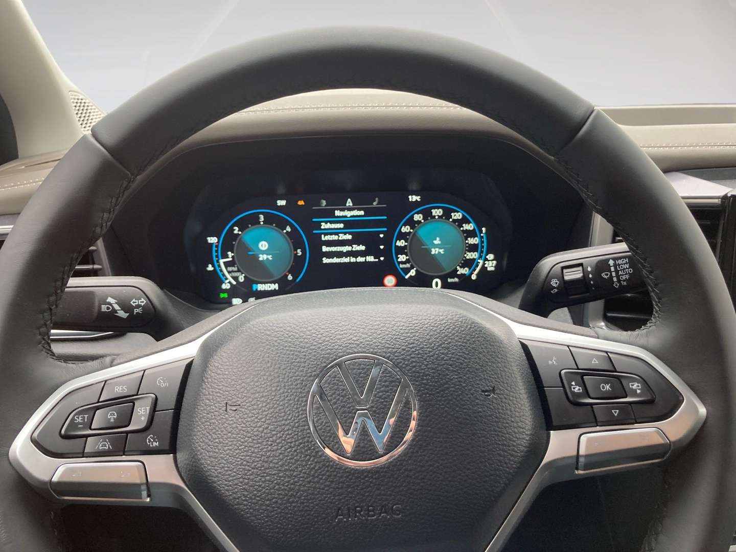 Volkswagen Amarok DoubleCab TDI Style - 2025 - Joinsteer - #12