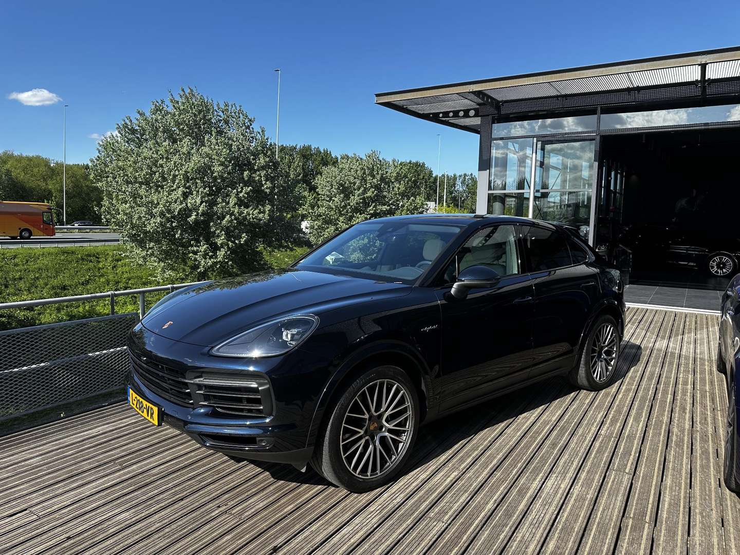 Porsche Cayenne Coupé E-Hybrid - 2021 - Joinsteer - #1