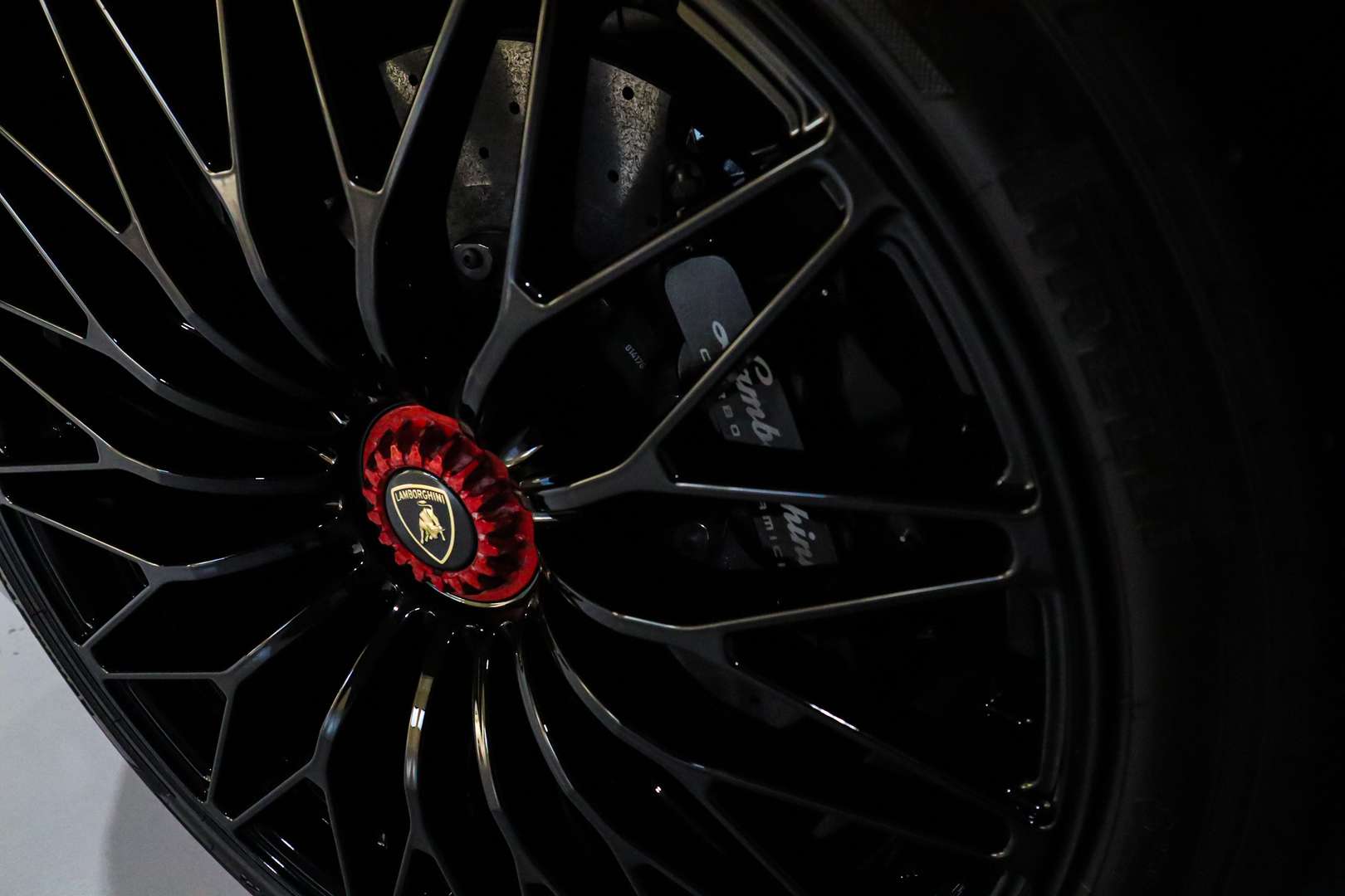 Lamborghini Aventador SV Roadster - 2016 - Joinsteer - #15