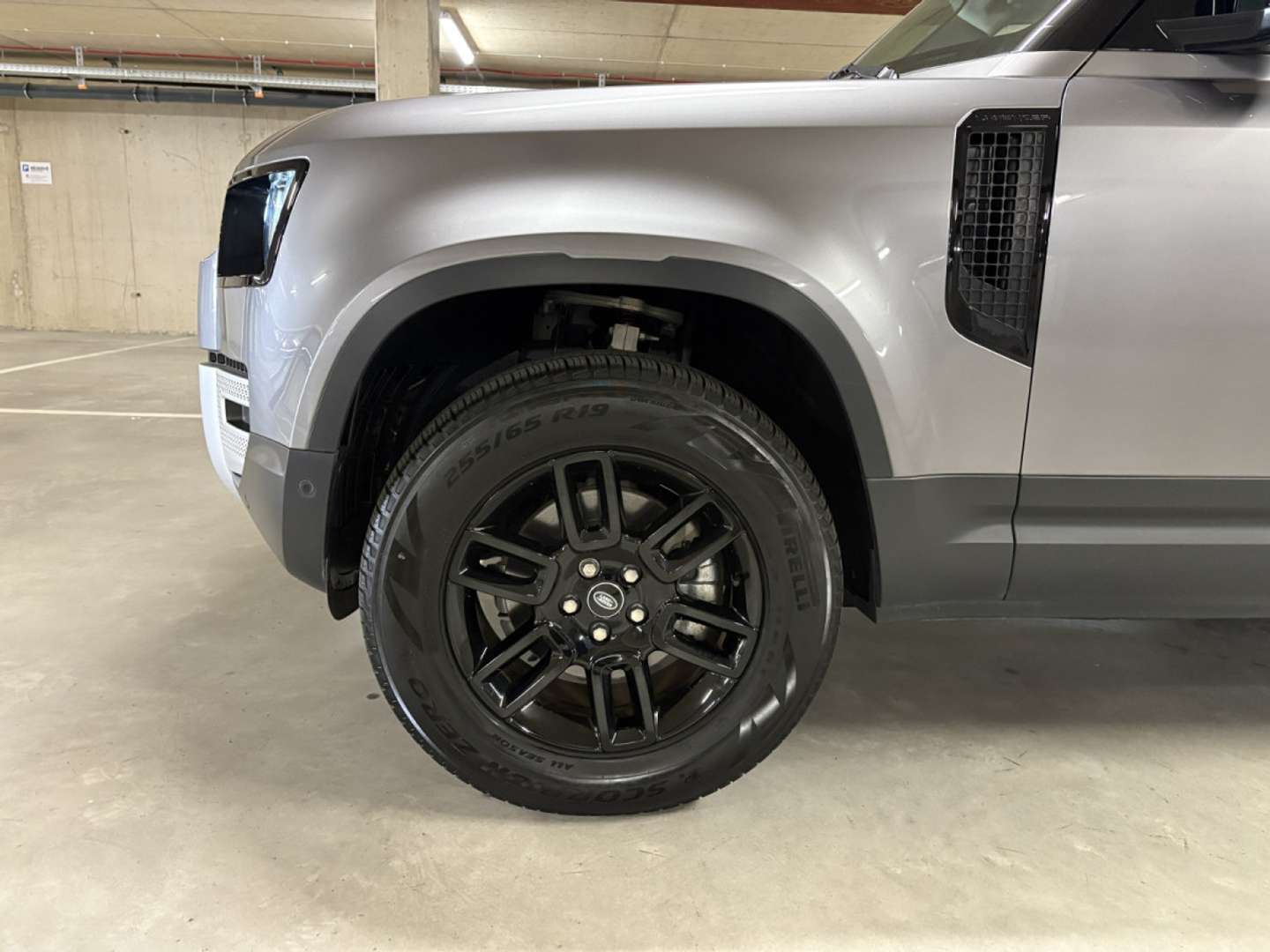 Land Rover Defender 90 S 3.0 D200 - 2023 - Joinsteer - #9