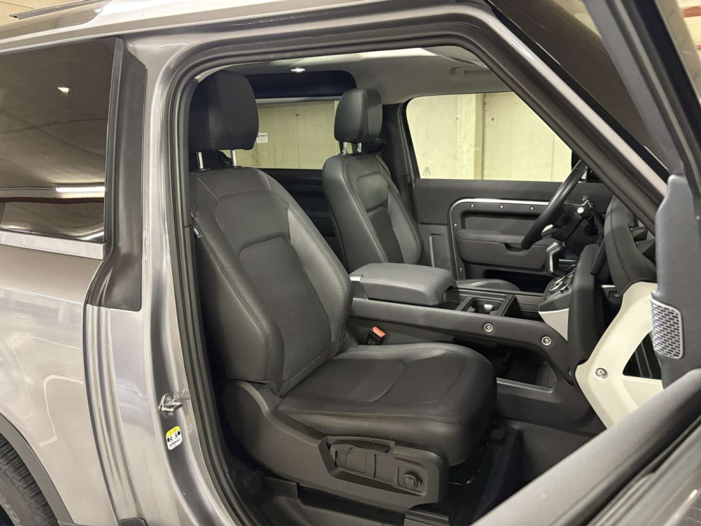 Land Rover Defender 90 S 3.0 D200 - 2023 - Joinsteer - #19