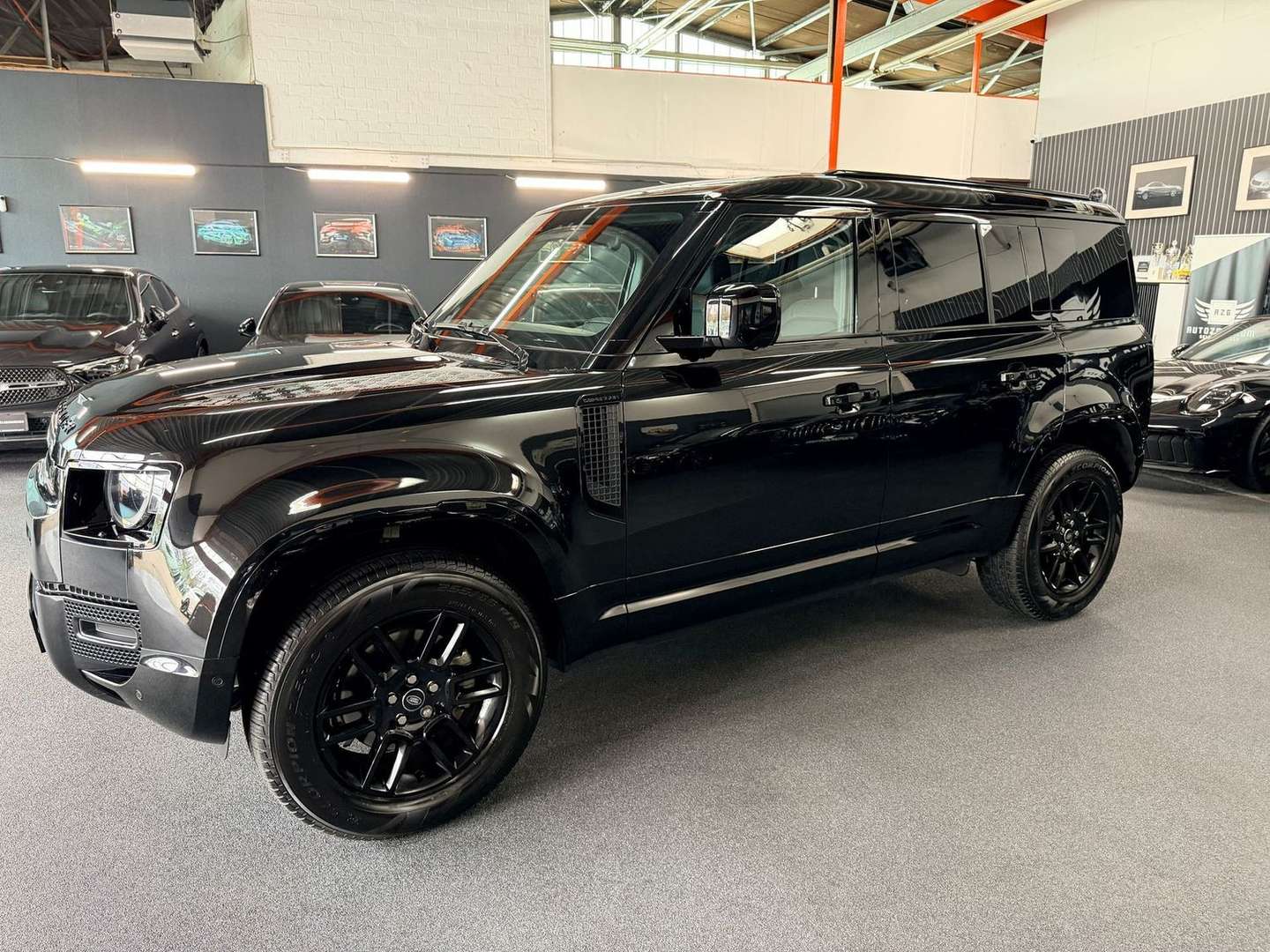 Land Rover Defender 110 D250 X-Dynamic SE BLACK/PANO/ACC/36 - 2025 - Joinsteer - #3
