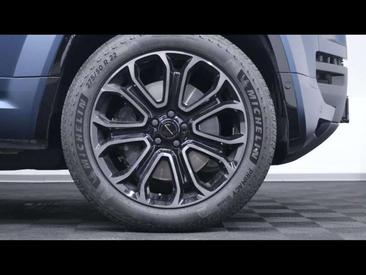 Land Rover Defender 110 P635 OCTA AWD Auto — photo 9