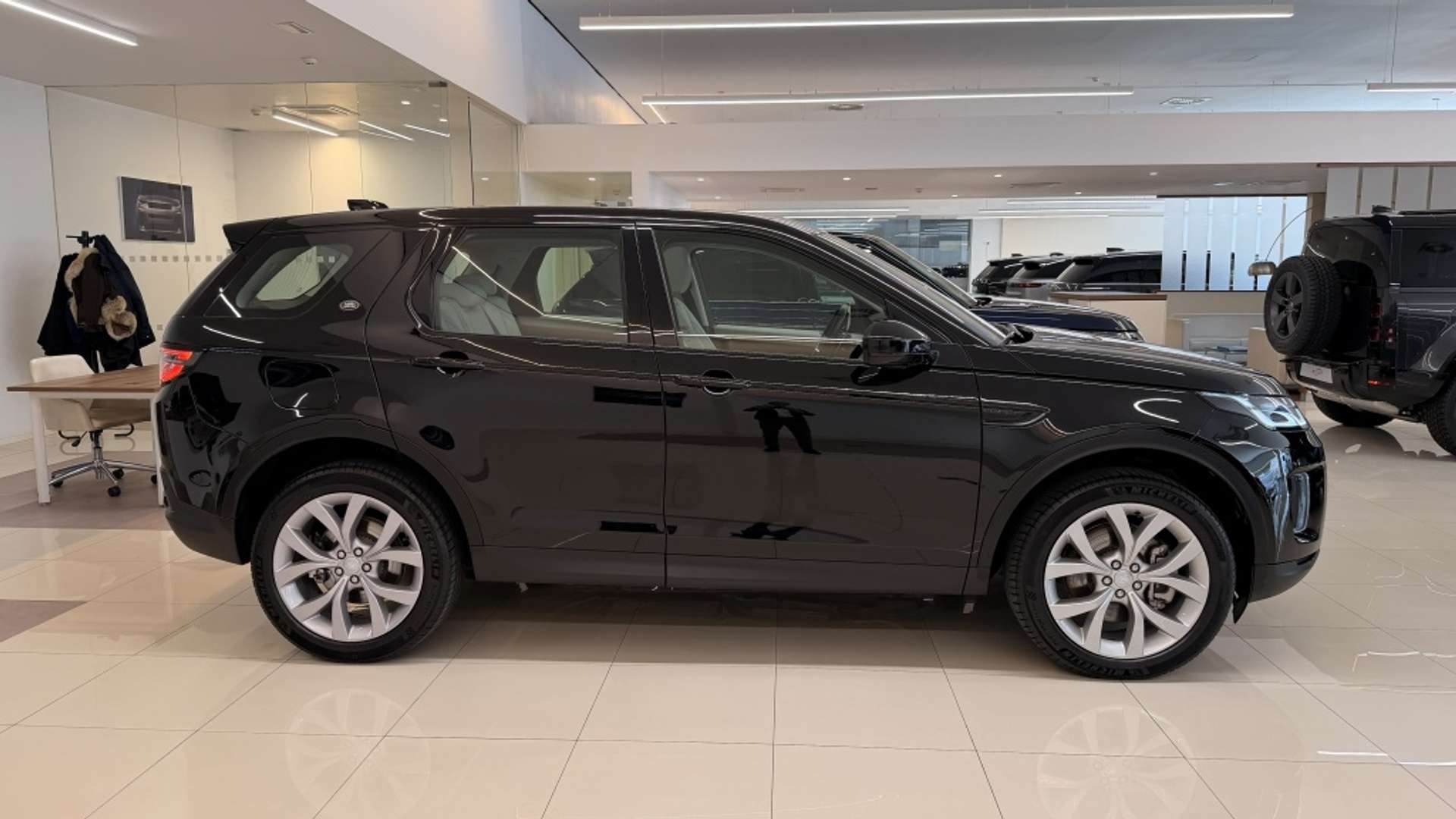 Land Rover Discovery Sport 1.5 I3 PHEV SE AWD Auto - 2021 - Joinsteer - #6