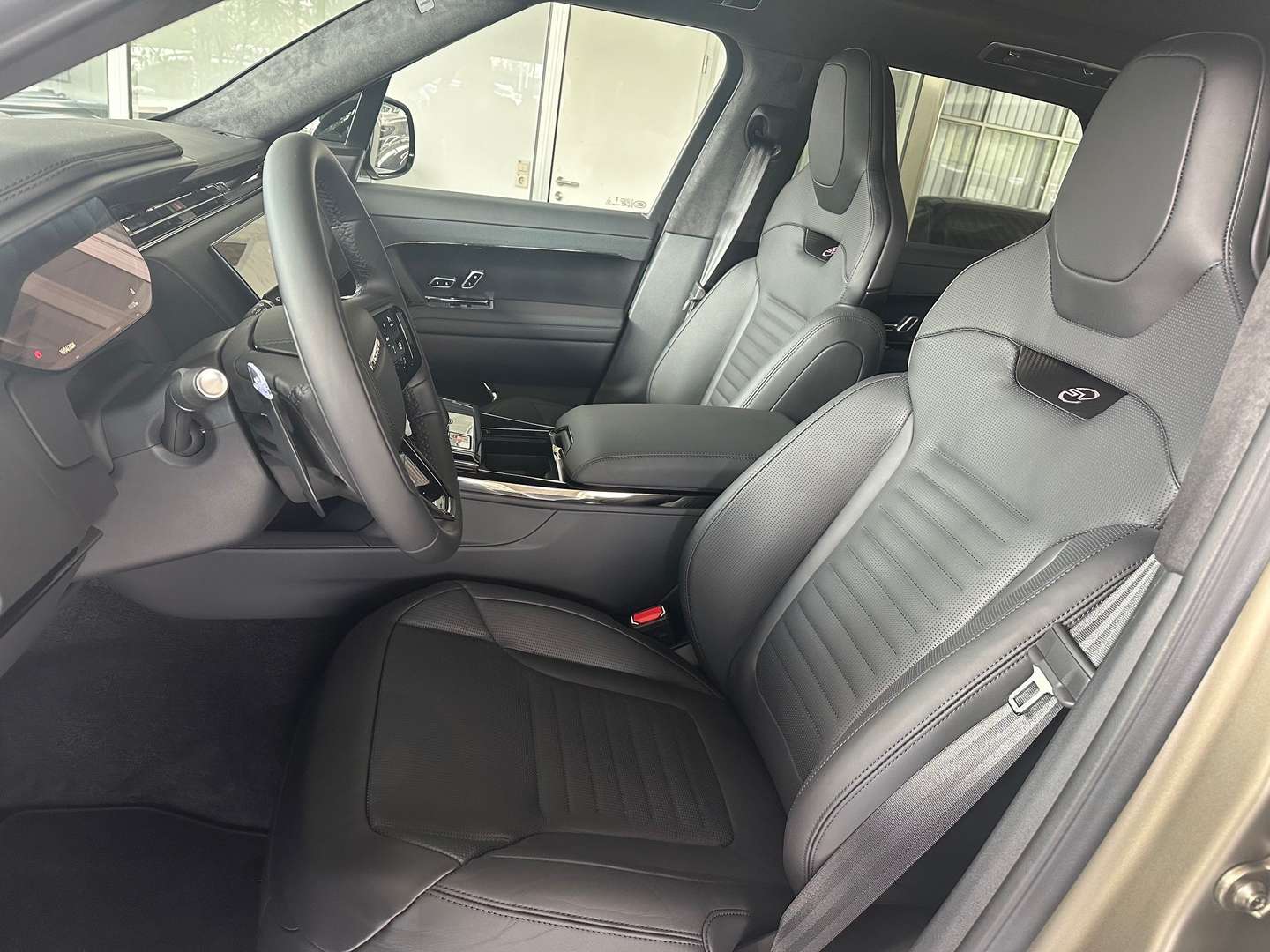 Land Rover Range Rover Sport Carbon AHK P635 SV Edition One - 2024 - Joinsteer - #6