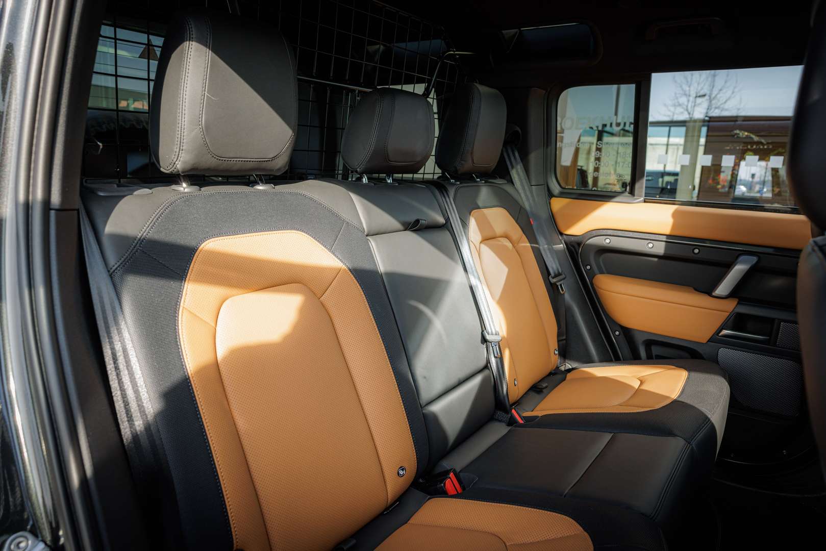 Land Rover Defender 110 X-Dynamic HSE P400e - 2023 - Joinsteer - #11