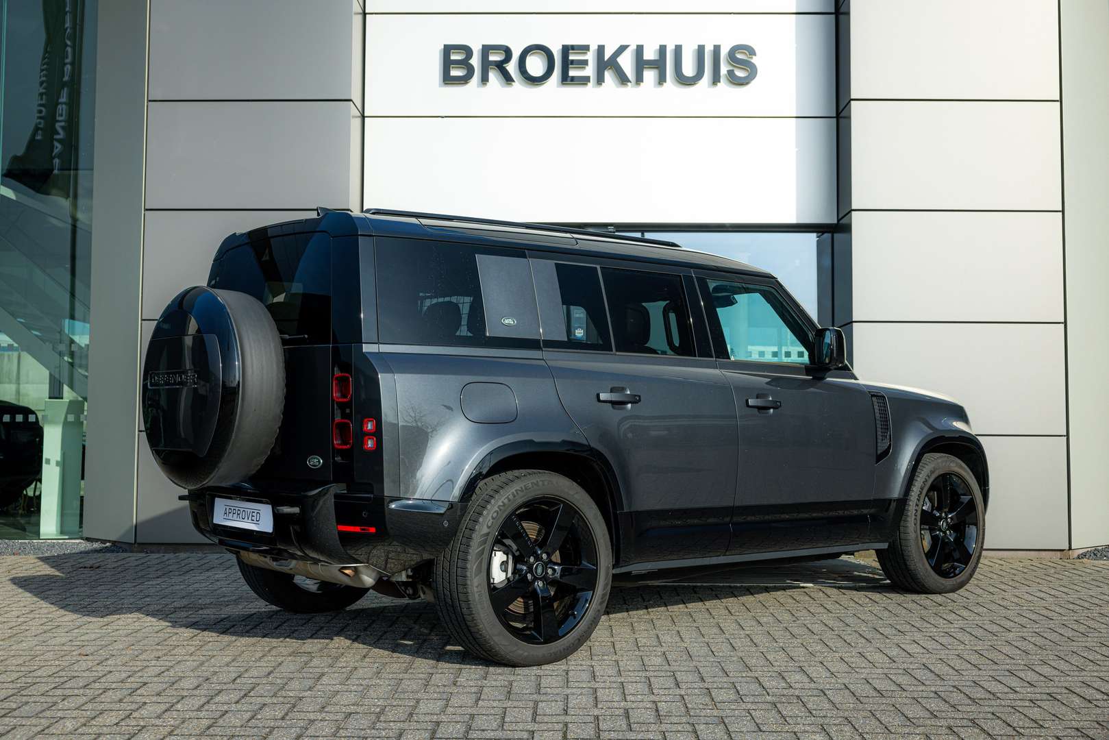 Land Rover Defender 110 X-Dynamic HSE P400e - 2023 - Joinsteer - #12