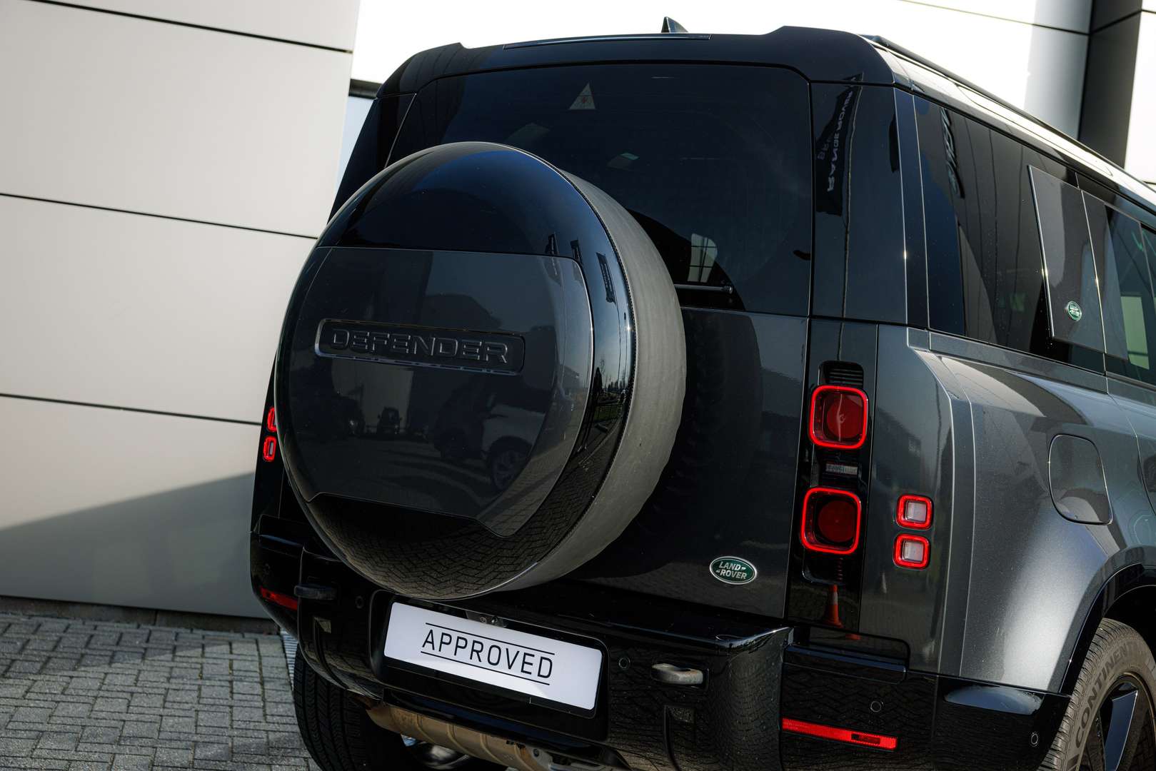 Land Rover Defender 110 X-Dynamic HSE P400e - 2023 - Joinsteer - #13