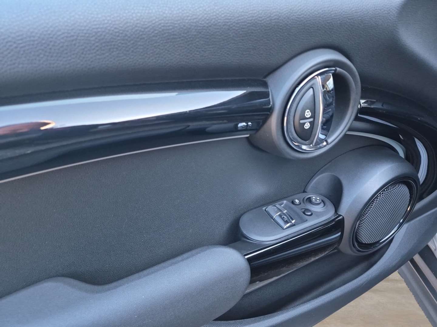 Mini Cooper SE Essential Cooper - 2023 - Joinsteer - #7