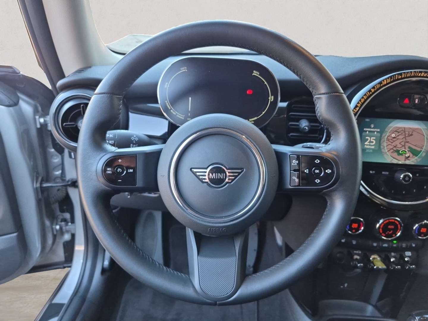 Mini Cooper SE Essential Cooper - 2023 - Joinsteer - #12