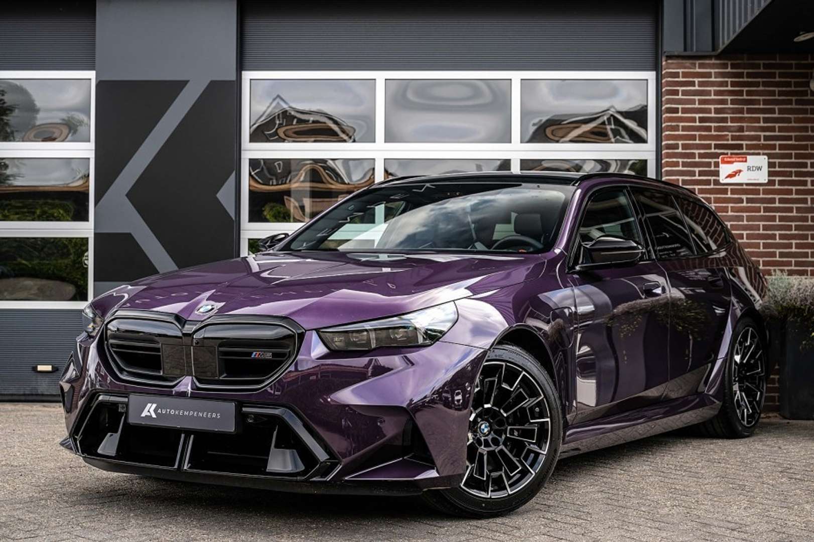 BMW M5 Touring V8 M Hybrid B&O - 2024 - Joinsteer - #1