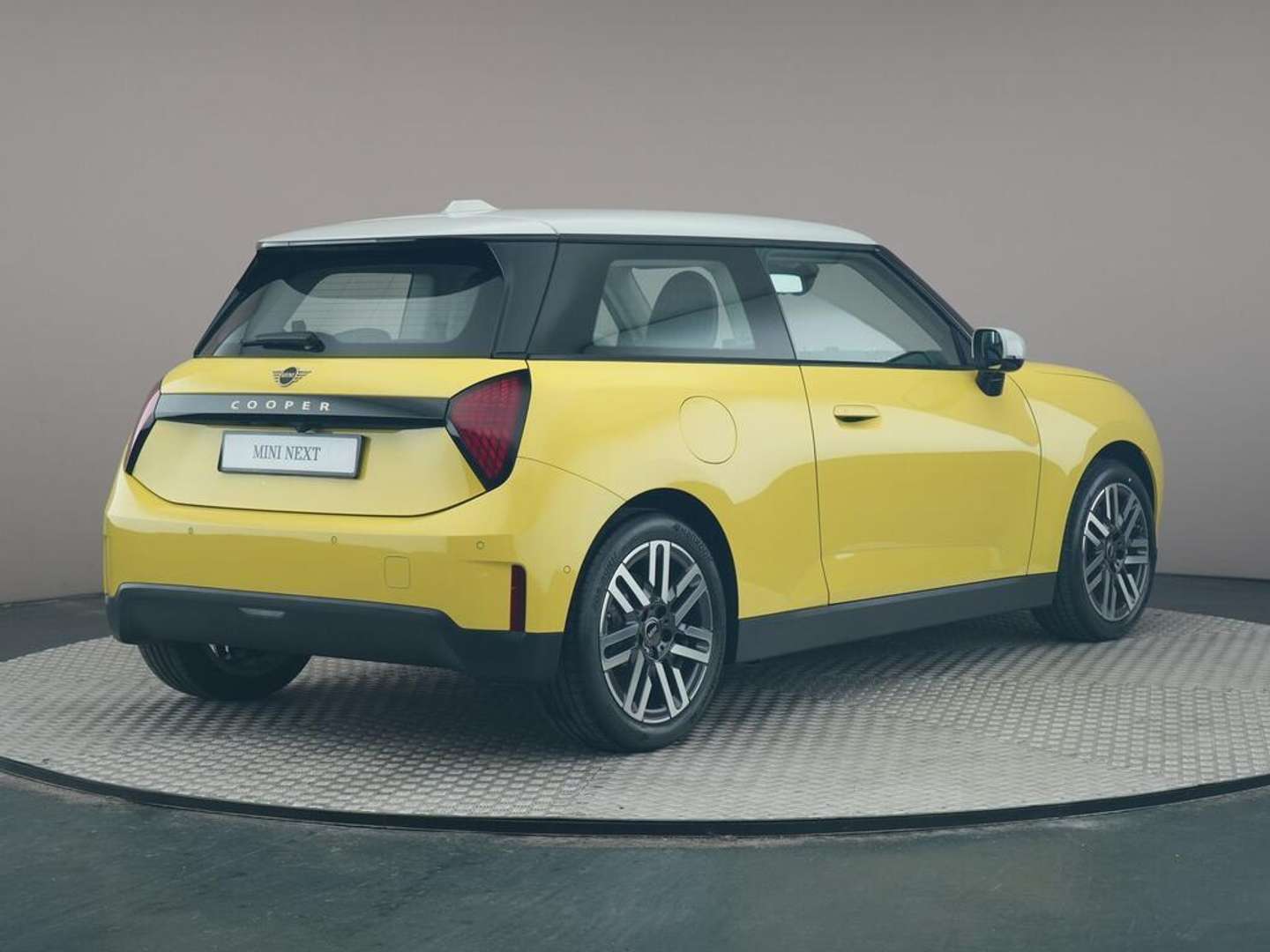 Mini Cooper E Classic_Cooper E - 2025 - Joinsteer - #10