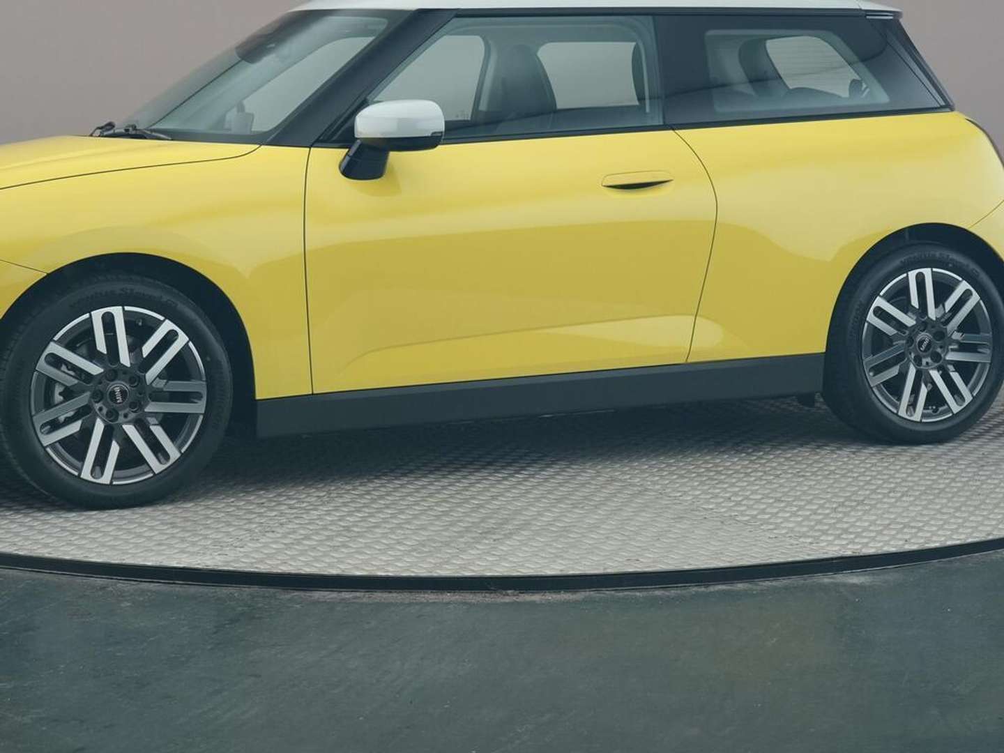 Mini Cooper E Classic_Cooper E - 2025 - Joinsteer - #20