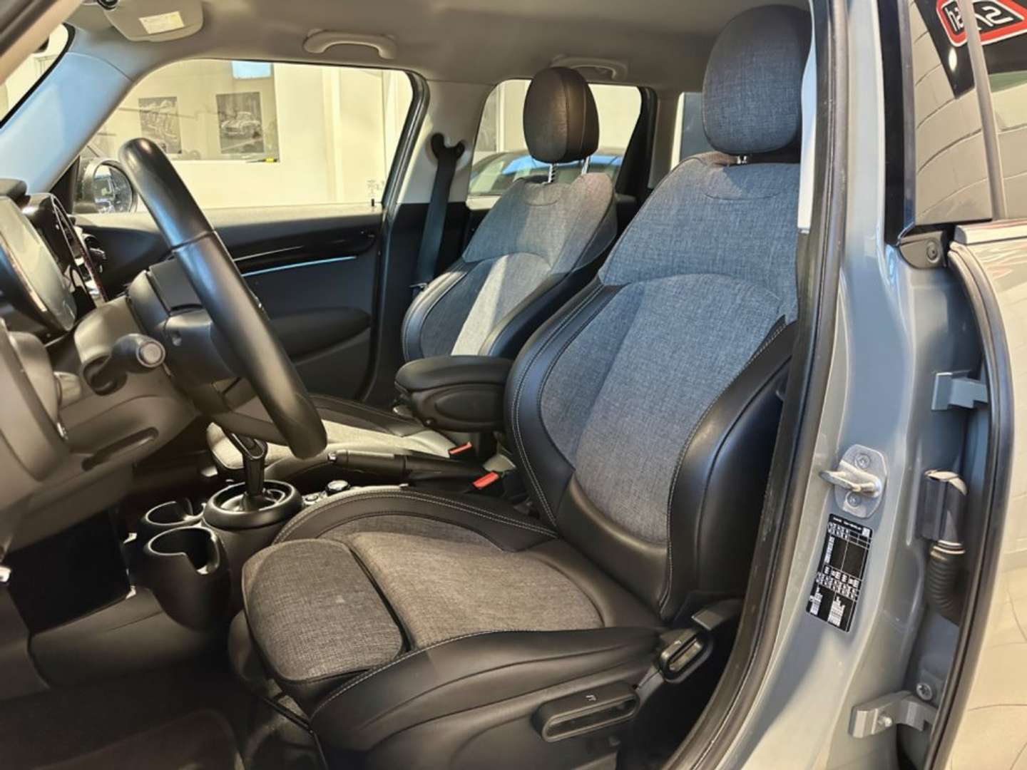 Mini Hatch 5 Portes Camden Cooper - 2022 - Joinsteer - #10