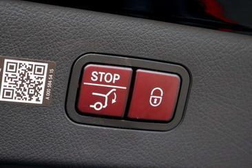 Mercedes EQS 350 Exclusive Line — photo 43