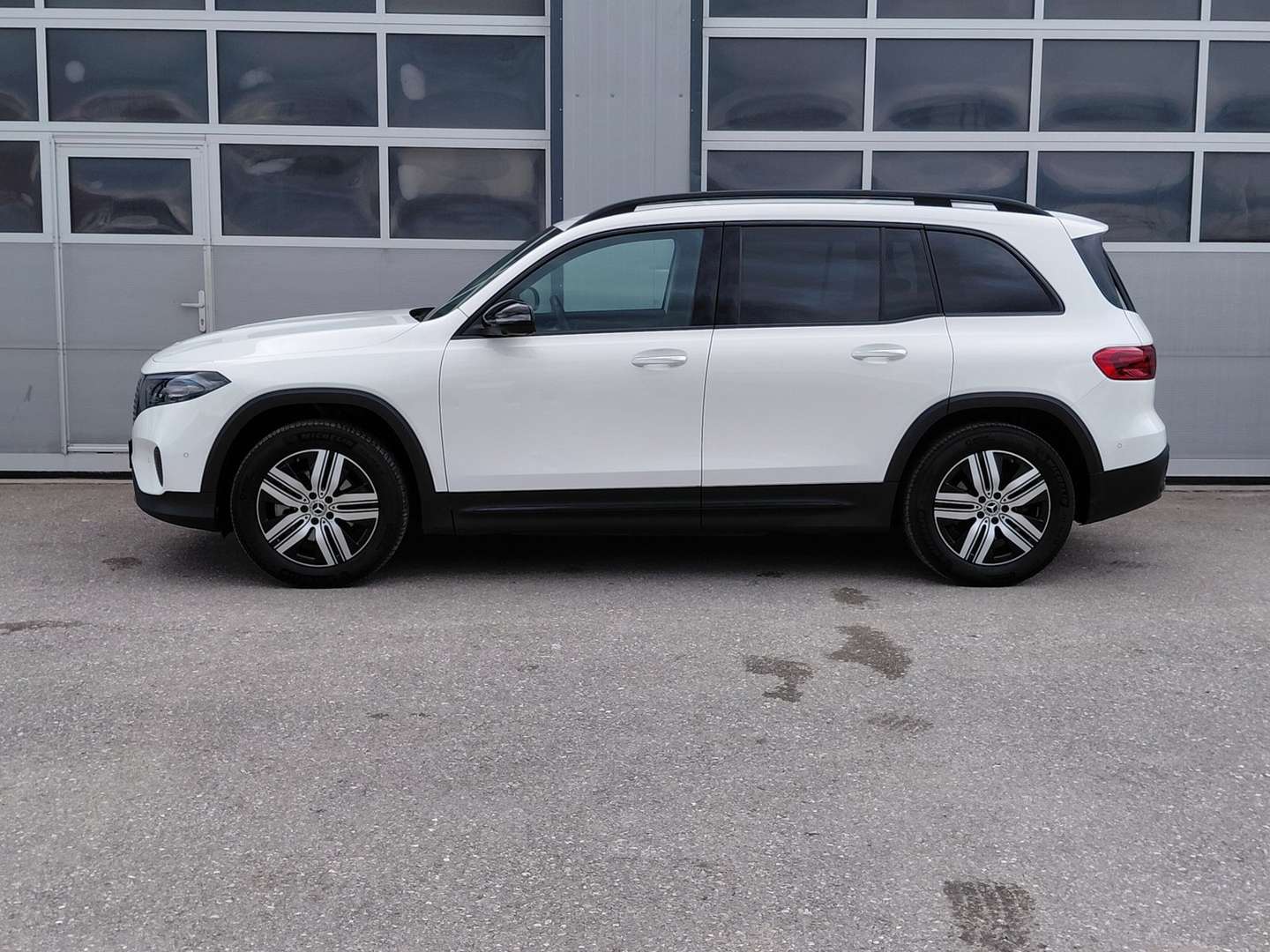 Mercedes EQB 300 Night Edition - 2025 - Joinsteer - #2