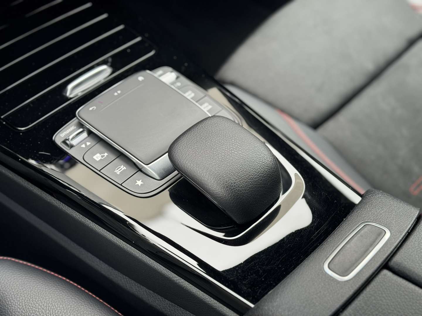 Mercedes CLA 250 E Shooting Brake 250 AMG Line - 2021 - Joinsteer - #20