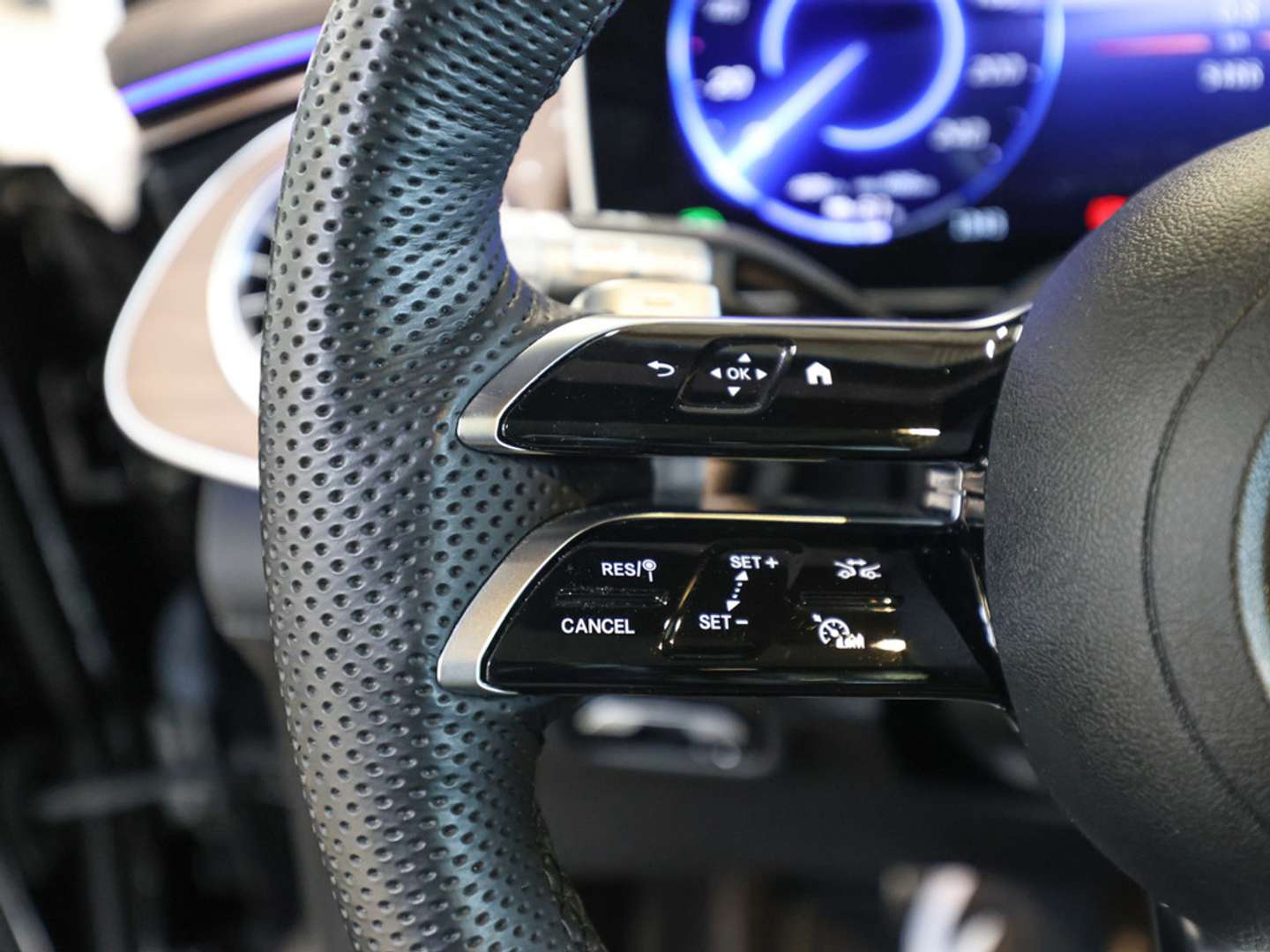 Mercedes EQS 450+ AMG Line - 2024 - Joinsteer - #25