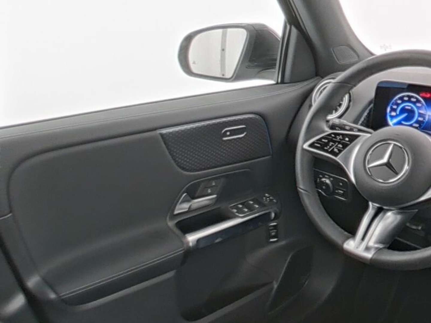 Mercedes EQB 300 Progressive - 2024 - Joinsteer - #9