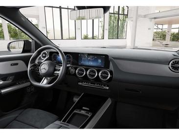 Mercedes GLA 250 250 AMG Line — photo 8