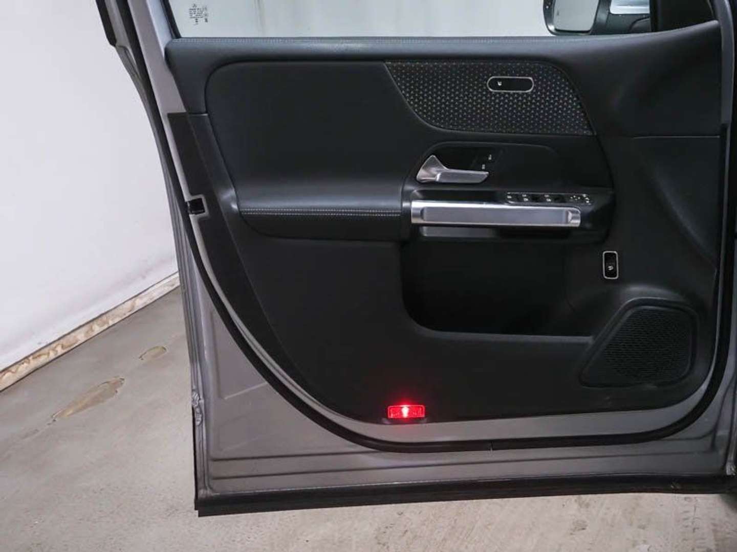 Mercedes EQB 300 Progressive - 2024 - Joinsteer - #8