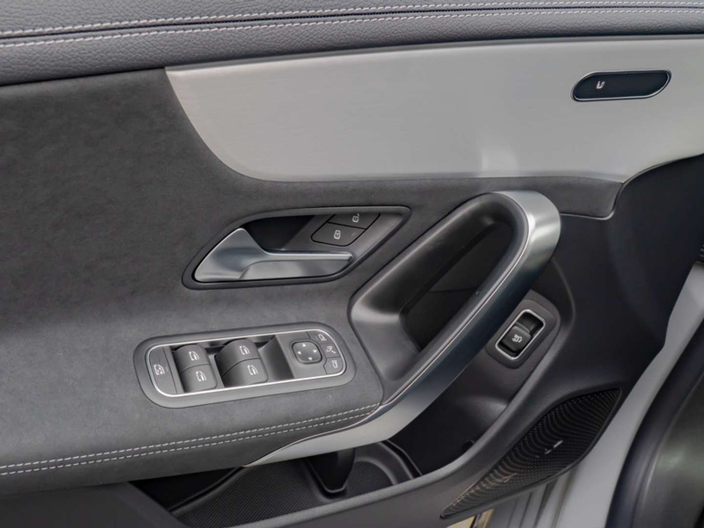 Mercedes CLA Shooting Break 200 AMG-LINE - 2025 - Joinsteer - #9