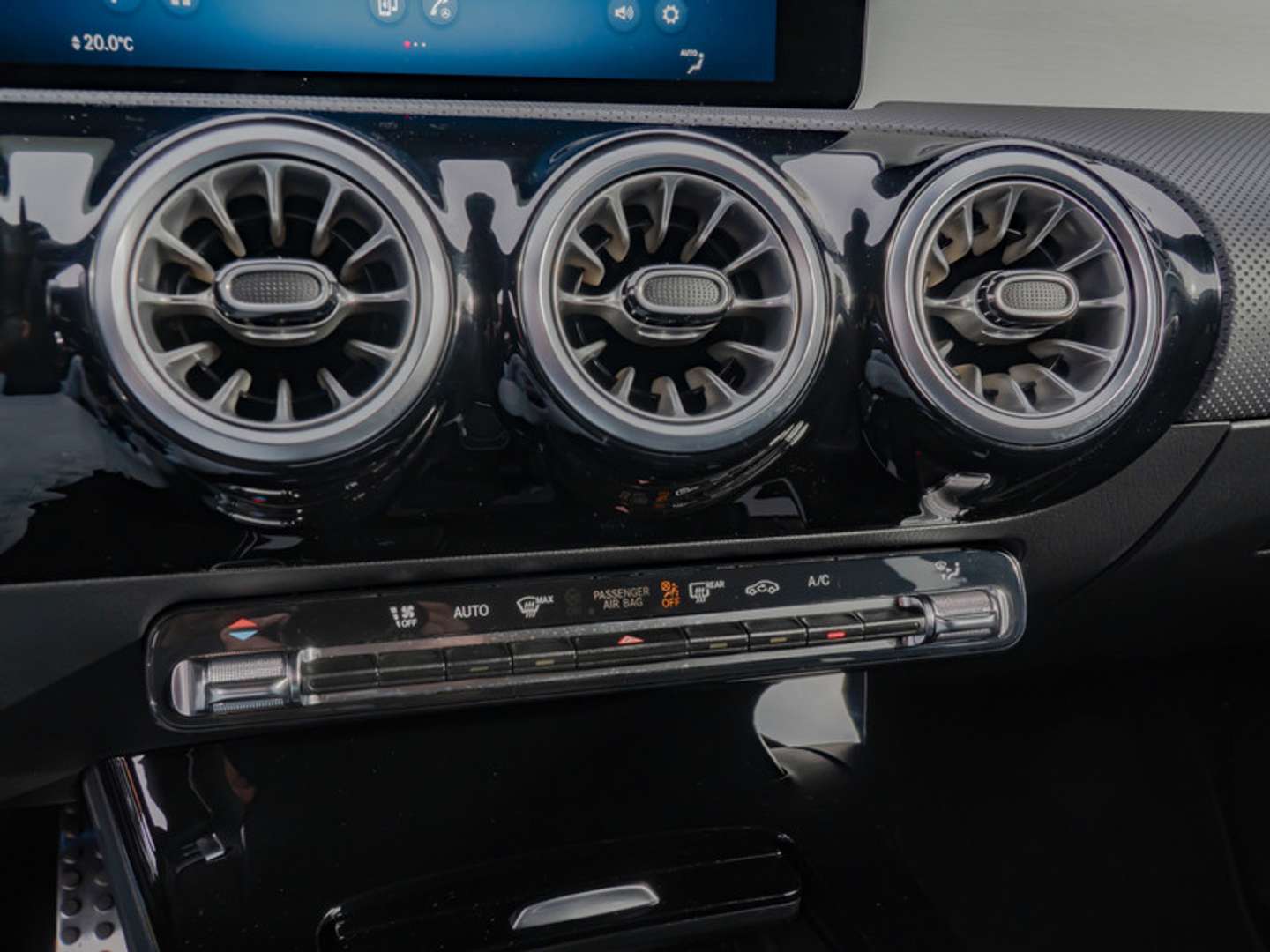 Mercedes CLA Shooting Break 200 AMG-LINE - 2025 - Joinsteer - #16