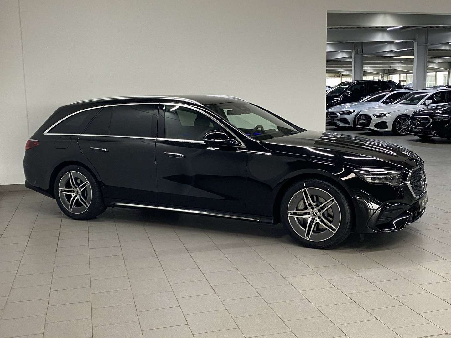 Mercedes Classe E Break 220 AMG Line - 2025 - Joinsteer - #3
