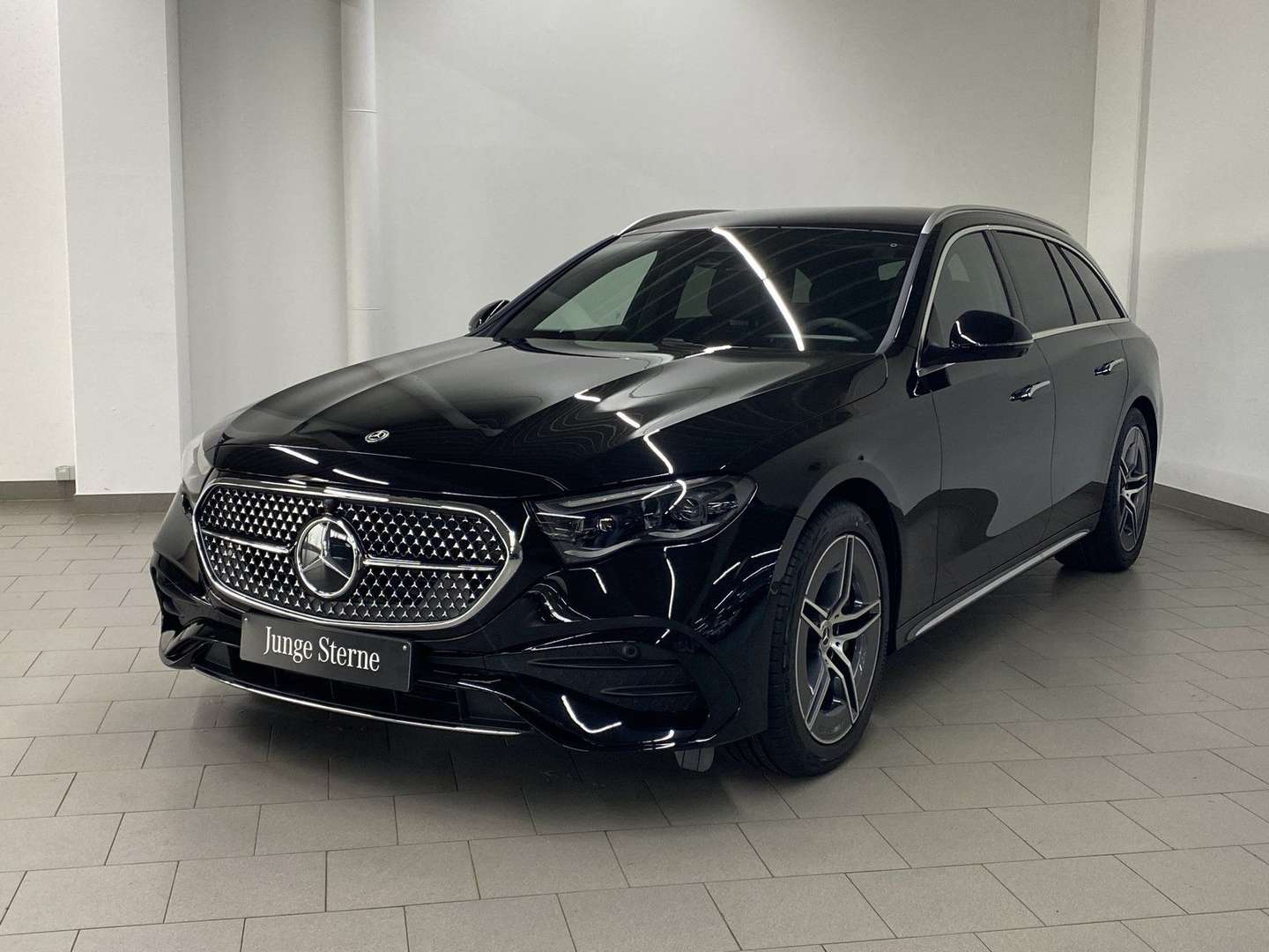 Mercedes Classe E Break 220 AMG Line - 2025 - Joinsteer - #4