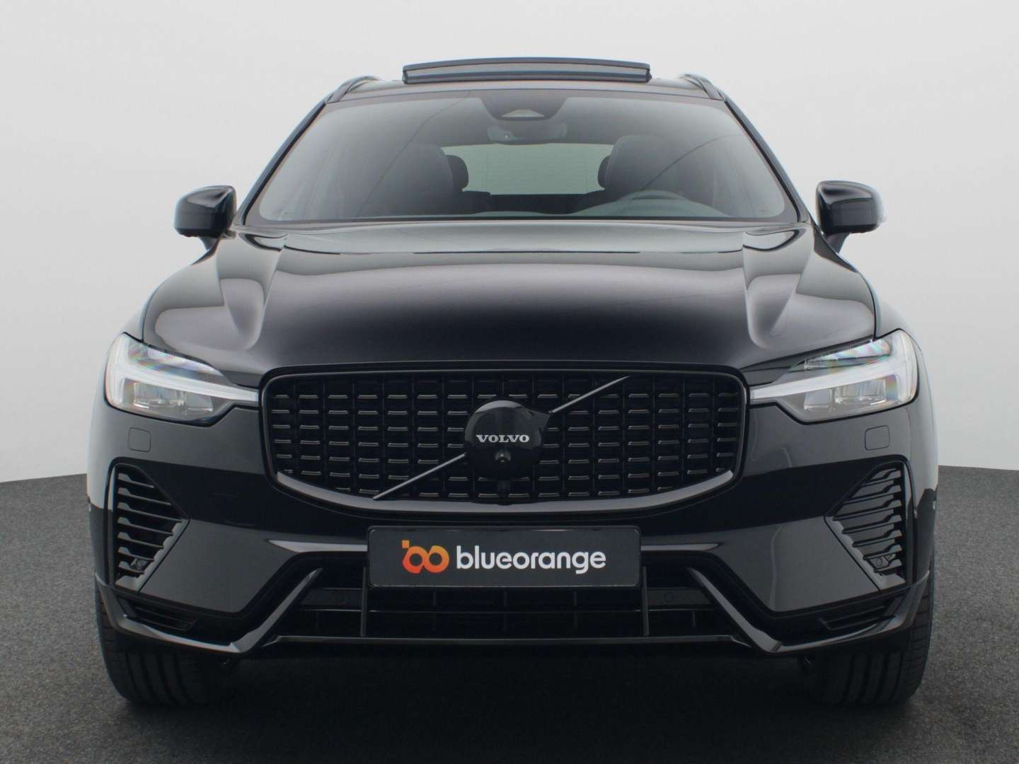 Volvo XC60 T6 Plug-in Hybrid AWD Plus Black Edition - 2025 - Joinsteer - #12
