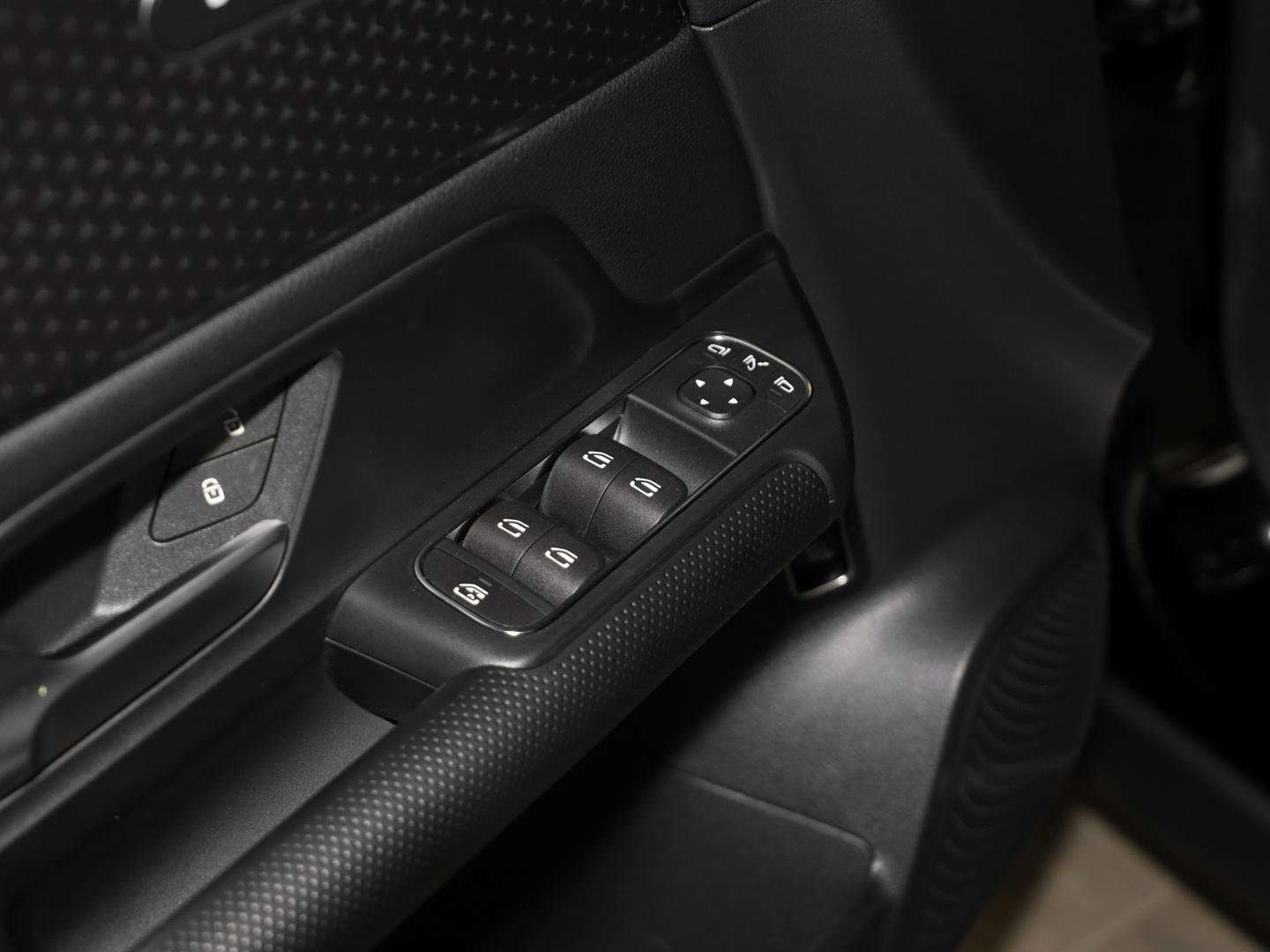 Mercedes GLA 200 - 2024 - Joinsteer - #15