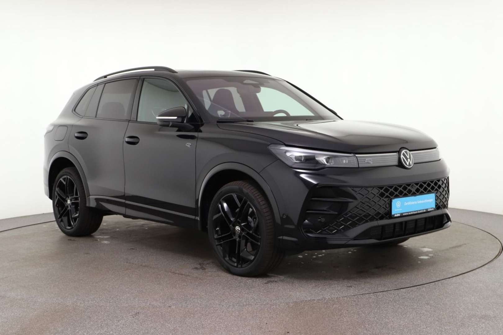 Volkswagen TIGUAN TDI 4Motion R-Line - 2024 - Joinsteer - #4